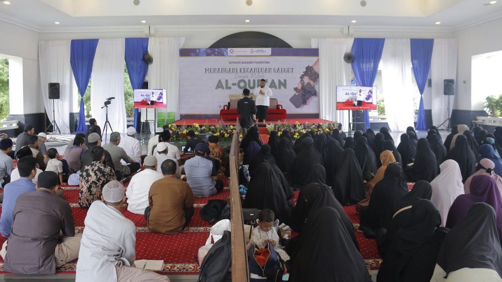 "Menangani Kecanduan Gadget dengan Metode Al-Qur'an" 